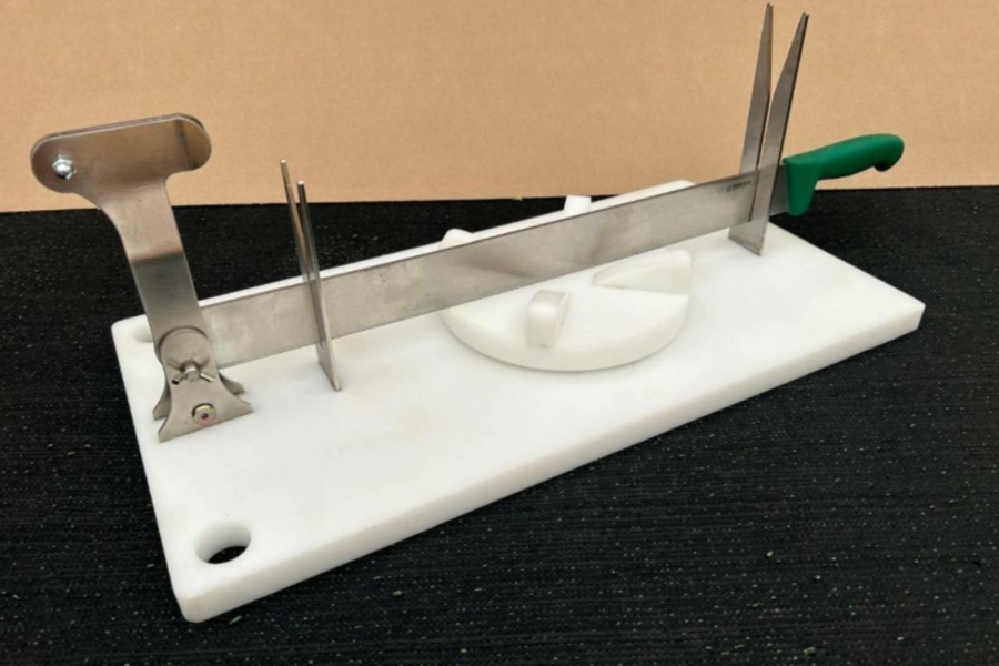 watermelon cutter